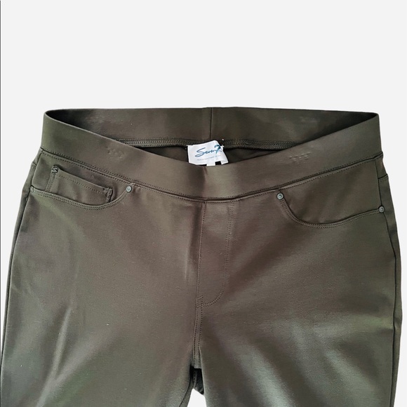 The Limited Black Sz 0 Elastic Waist Pull On Slim Leg Casual Pants NWT - Picture 7 of 10